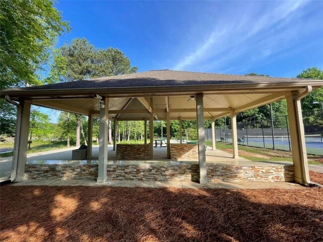 Building Photo - 1378 Greencrest Ct SW