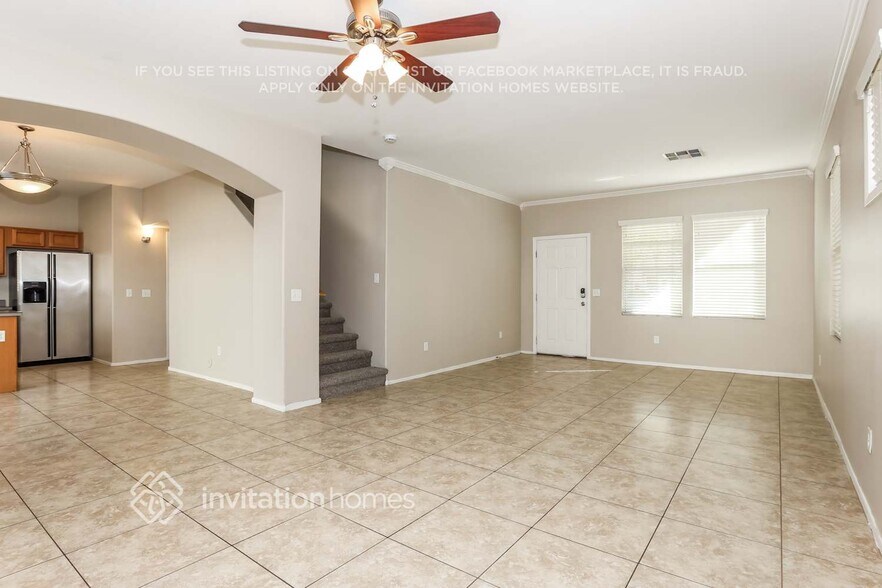 Building Photo - 1450 S Longspur Ln