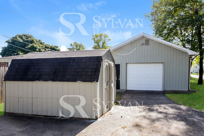 Building Photo - Fall in love with this 3BR, 2BA Home!