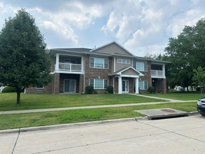 Building Photo - 2953 Heinz Rd