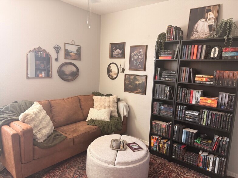 Building Photo - 3552 W Dreamy Draw Dr