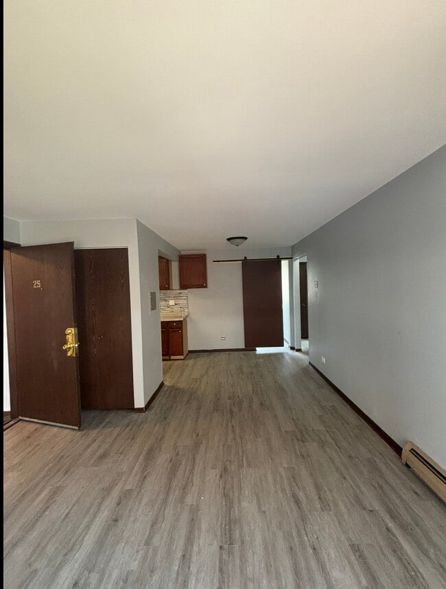 Building Photo - 3068 Bernice Ave