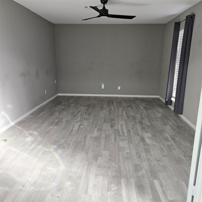 Building Photo - 22318 Greenbrook Dr