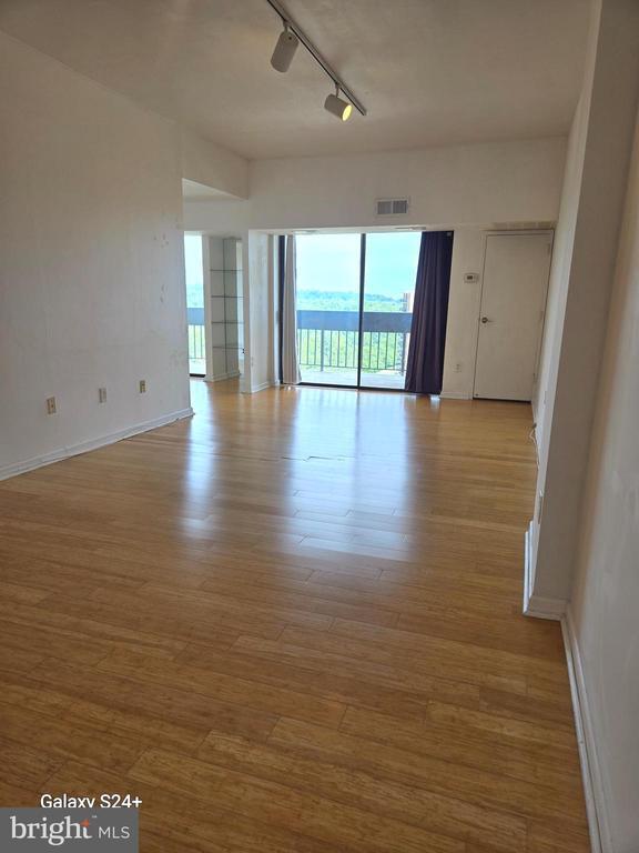 Building Photo - 5300 Holmes Run Pkwy