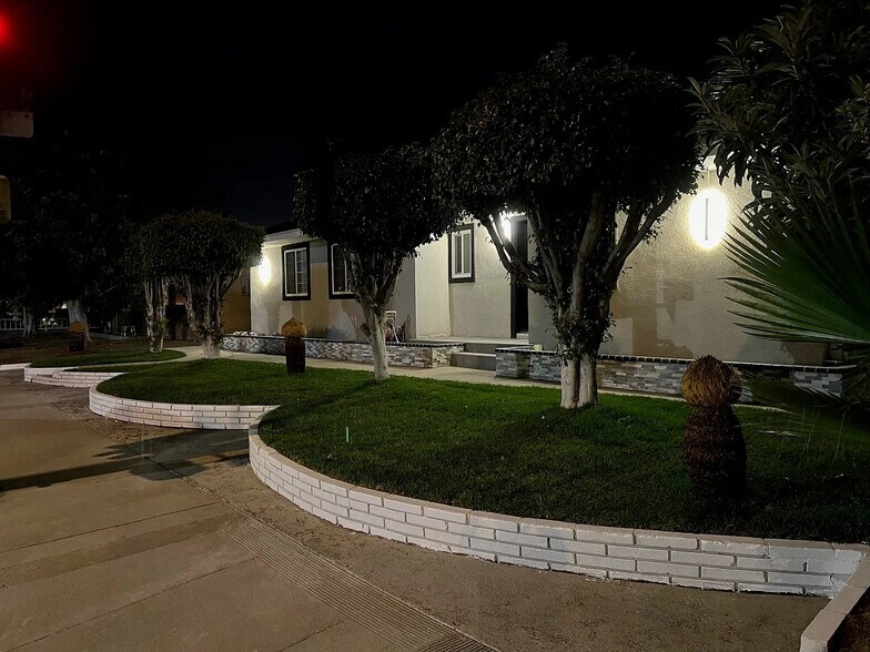 Building Photo - 8176 Dale St