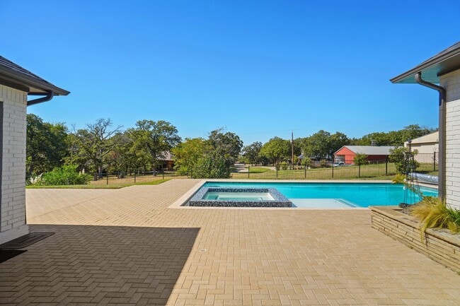 Building Photo - 13297 Roanoke Rd