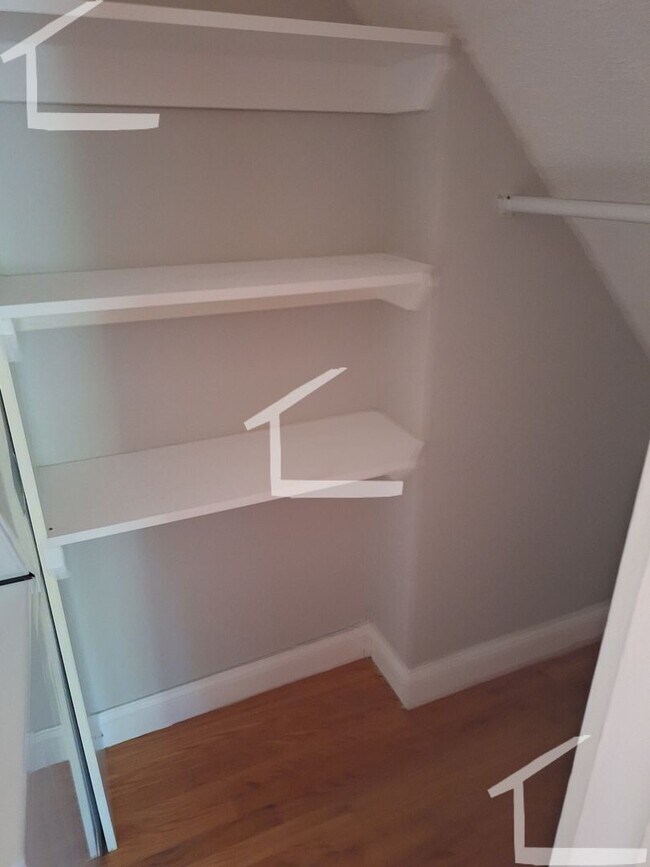 Building Photo - Large 1 bed in Cambridge