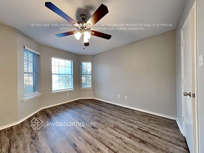 Building Photo - 2018 Cardinal Ln