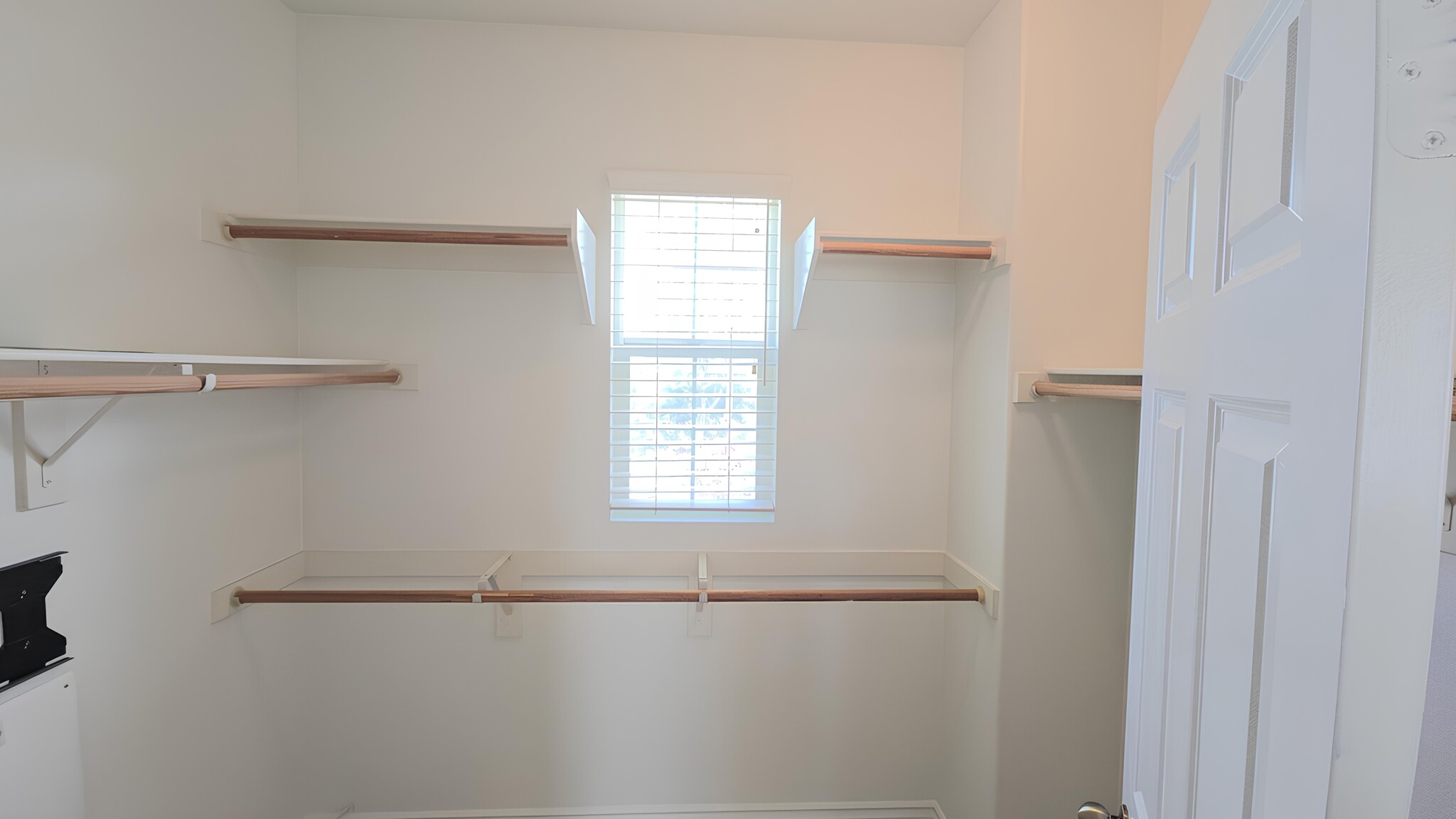 Master Closet - 4317 Palazzo Ln
