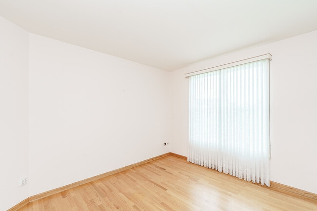 Building Photo - 12960 Big Horn Dr