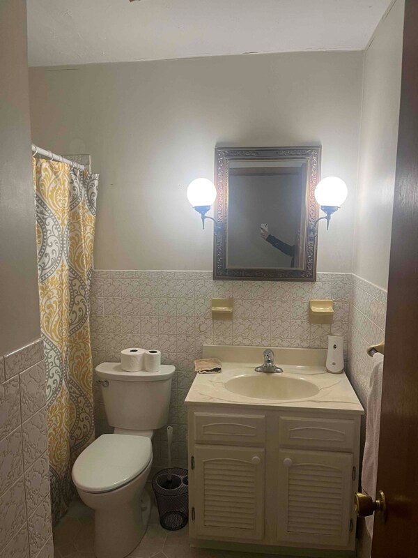 Building Photo - 12120 Valerie Dr