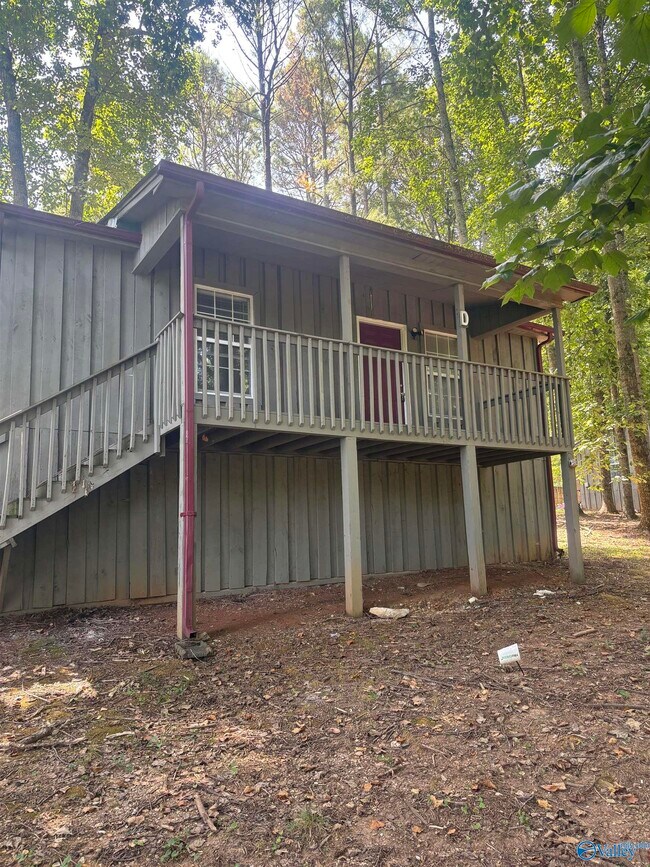 Building Photo - 103 Hillcrest Ct