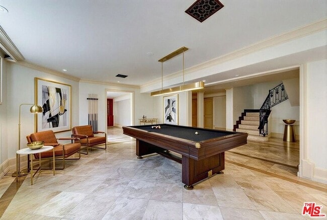 Building Photo - 209 S Anita Ave