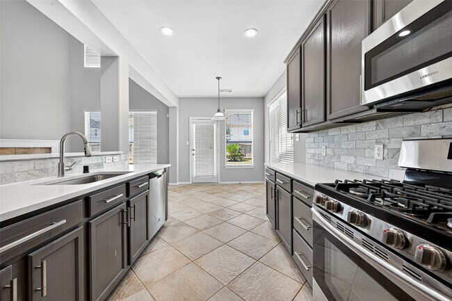 Building Photo - 4815 Claymill Ct