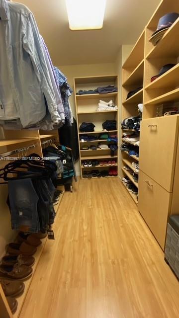 Building Photo - 4000 Towerside Terrace