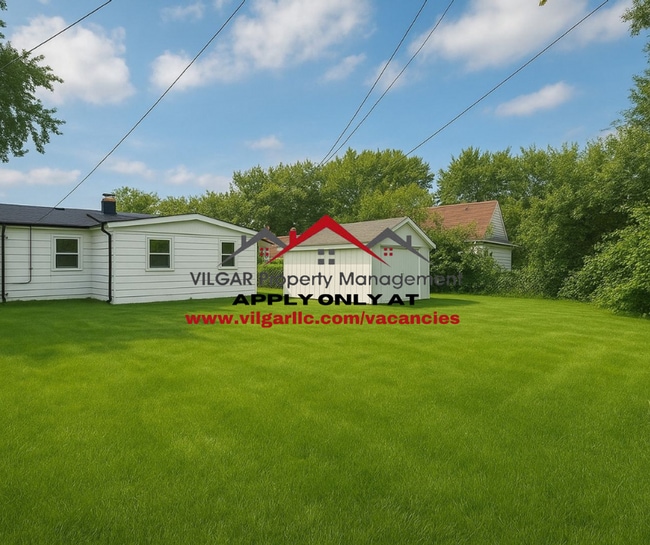 Building Photo - 4 full bedrooms, 1 full bathroom home in H...