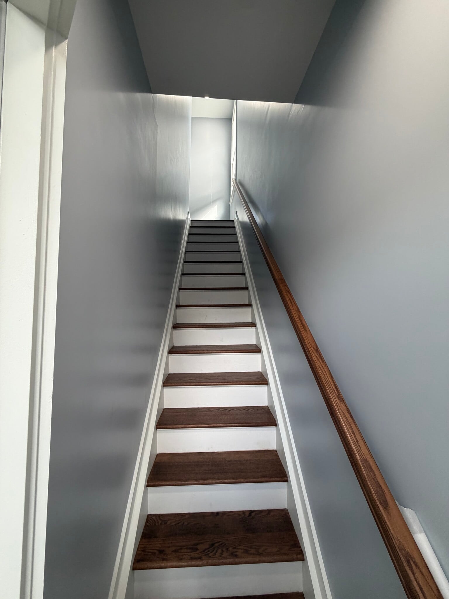 Building Photo - 6720 Kennedy Blvd W