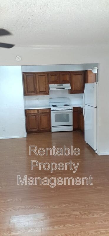 Building Photo - 108 Stagecoach Trail