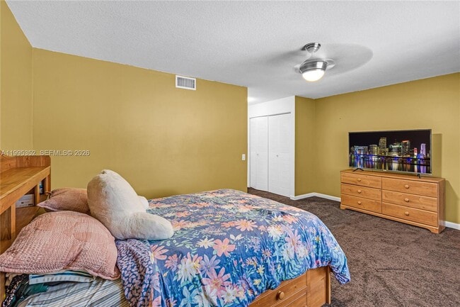 Building Photo - 1424 NW 113th Way