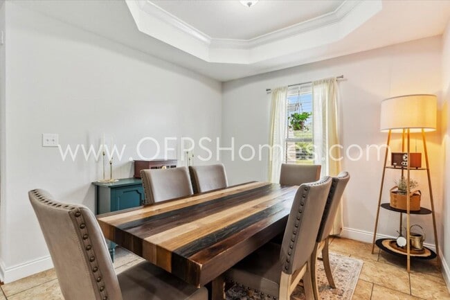 Building Photo - 8170 Tavira St