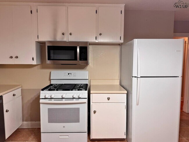 Building Photo - 4715 Coronado Ave