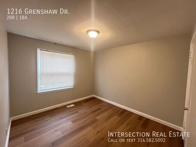 Building Photo - 1216 Grenshaw Dr