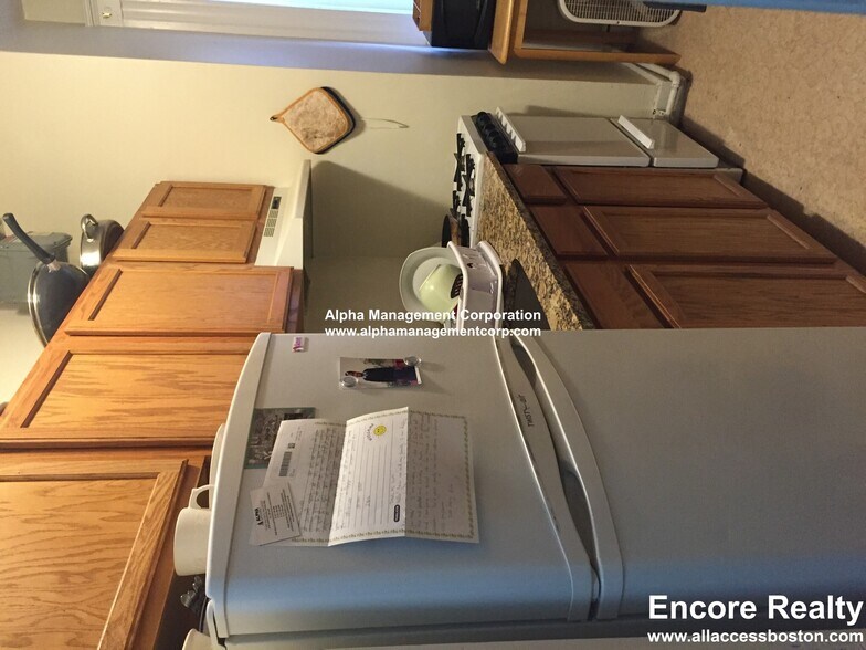 Building Photo - 17-19 Washington St. Unit 309