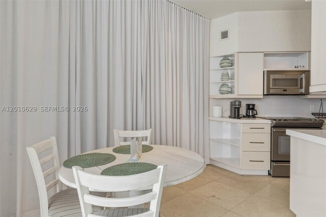 Building Photo - 16445 Collins Ave