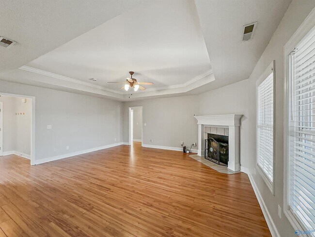 Building Photo - 93 Manor House Dr