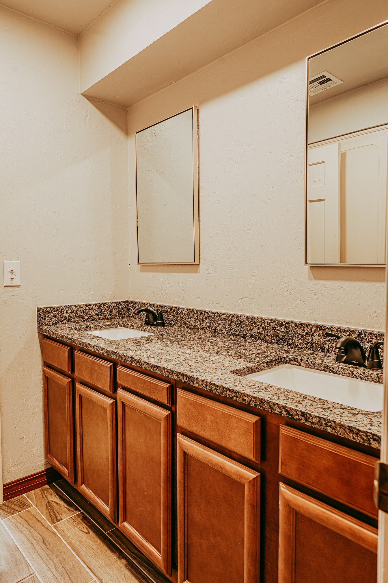 Bathroom - 5331 Indian Hill Rd