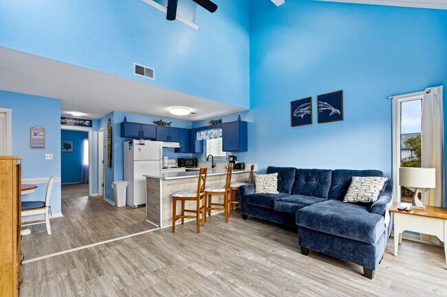 Building Photo - 3700 Golf Colony Ln