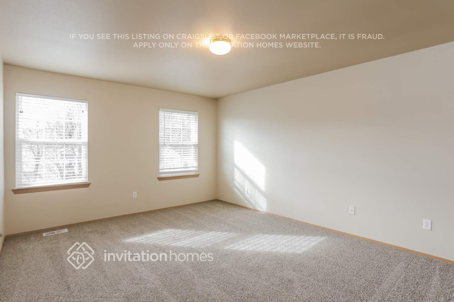 Building Photo - 1623 201st St E