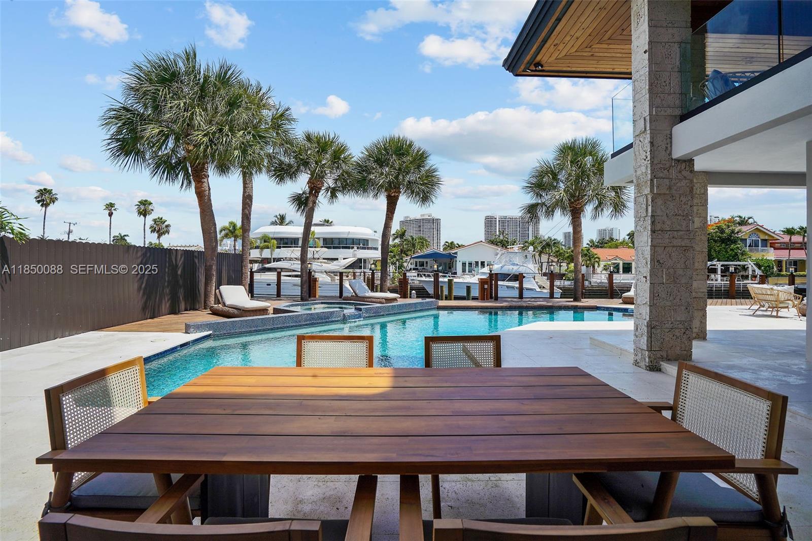 Building Photo - 3251 NE 164th St