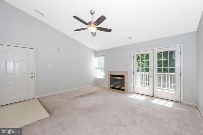 Building Photo - 6330 Bayberry Ct