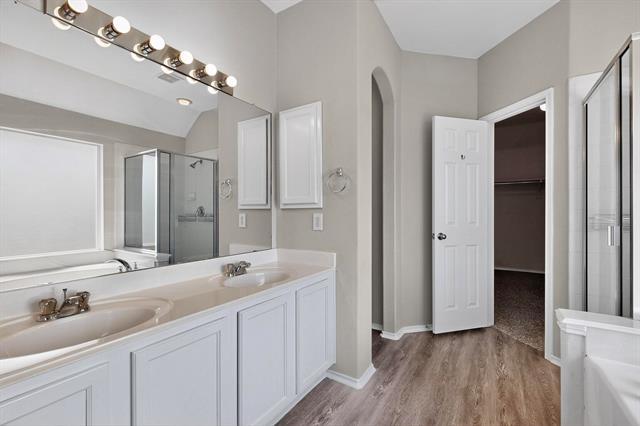Building Photo - 116 Cliffbrook Dr