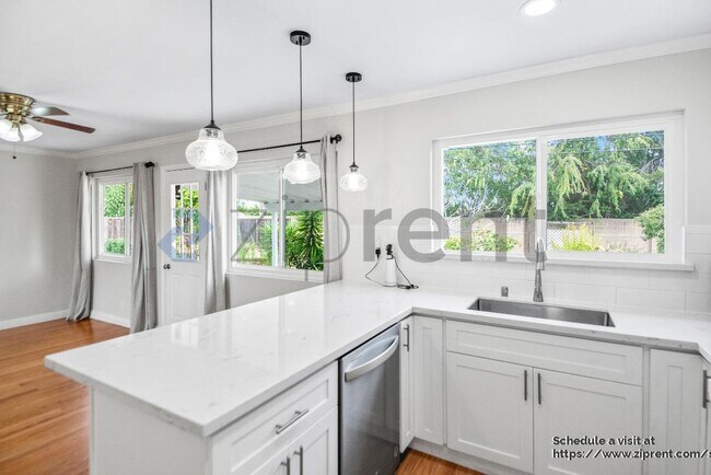 Building Photo - 8367 Cavalier Ln