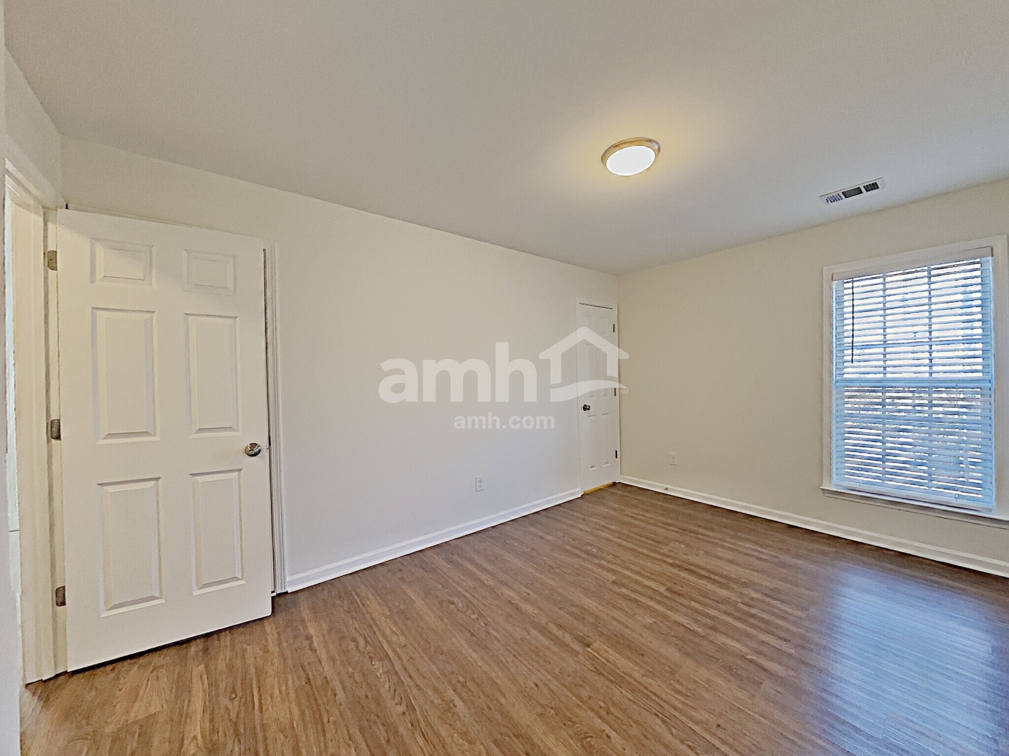 Building Photo - 316 Ridgewood Trail