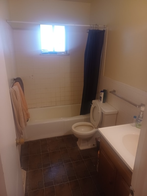 Building Photo - 471 Brentwood Dr