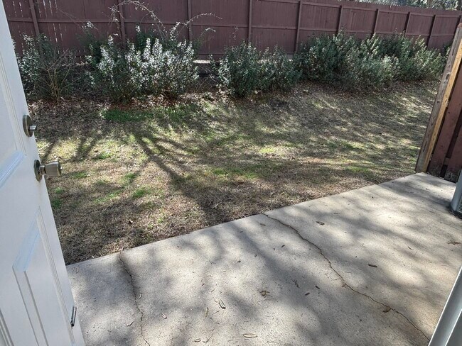 Building Photo - 4434 Gearhart Rd