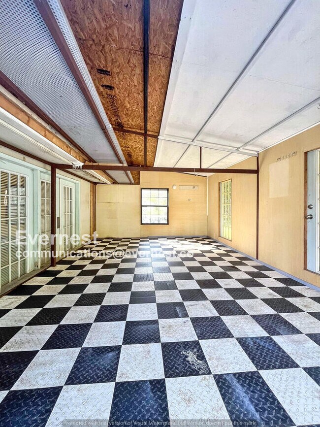 Building Photo - 209 Panamint Dr