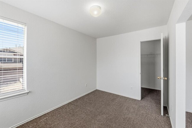 Building Photo - 14512 Harris Ridge Blvd