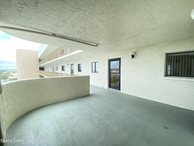 Building Photo - 200 S Sykes Creek Pkwy