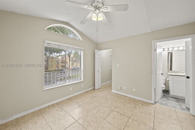 Building Photo - 1076 Coral Club Dr
