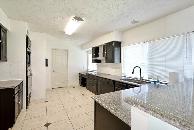 Building Photo - 3222 Settlers Way Blvd