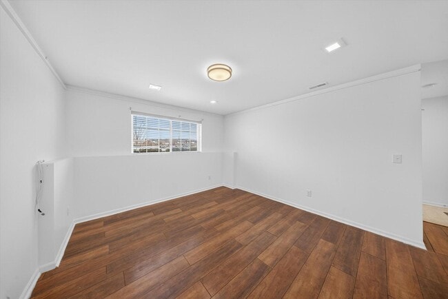 Building Photo - 49527 Lantern Wy