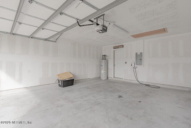 Building Photo - 4948 Big Pine Dr