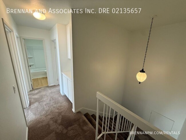 Building Photo - 7756 Nightingale Way