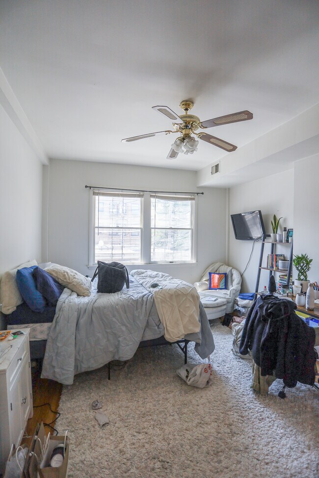 Building Photo - 2808 N Halsted-2