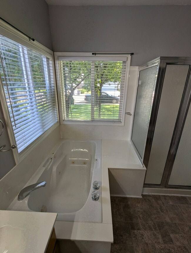 Building Photo - 12396 W Driftwood Dr
