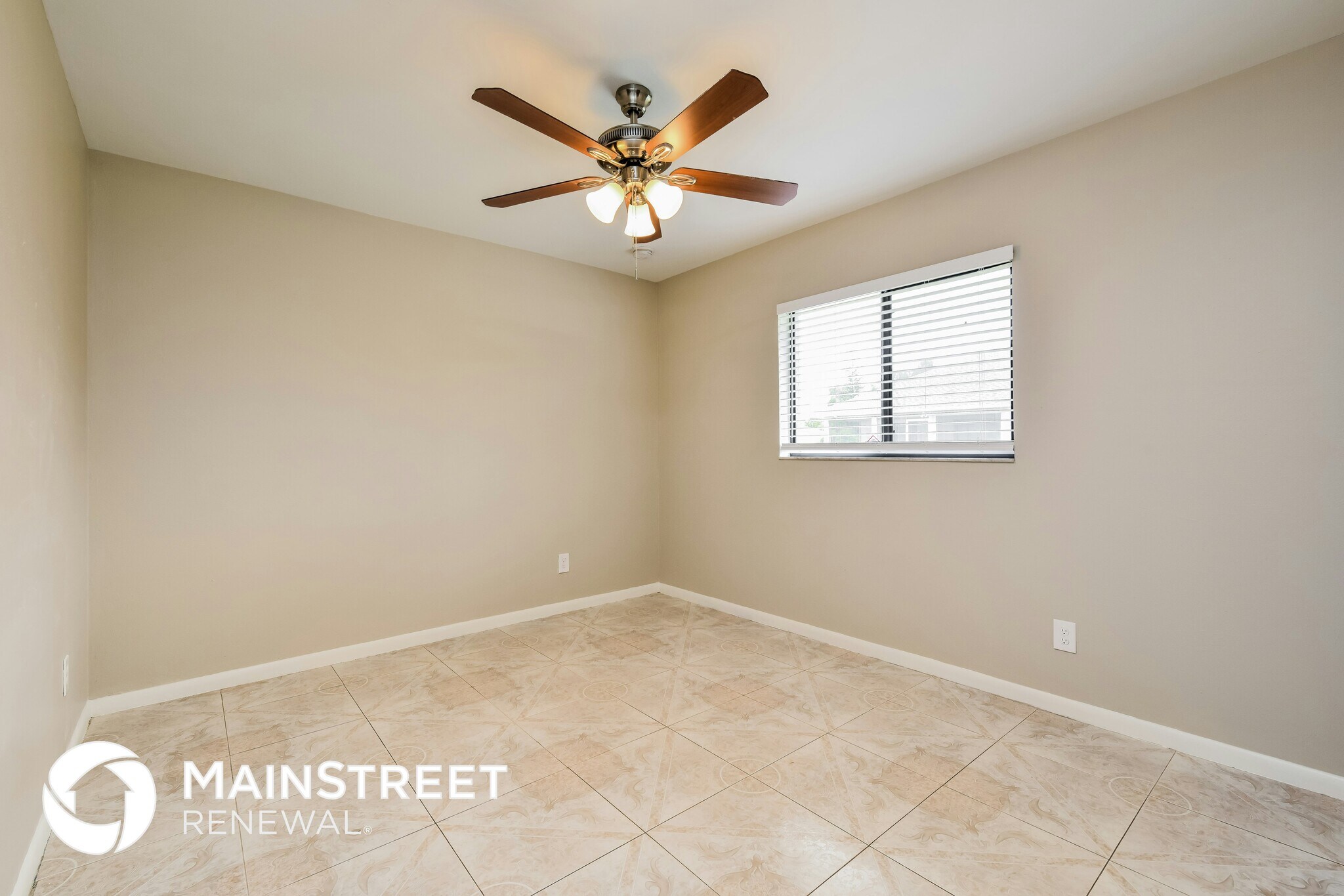 Building Photo - 8360 Coral Dr